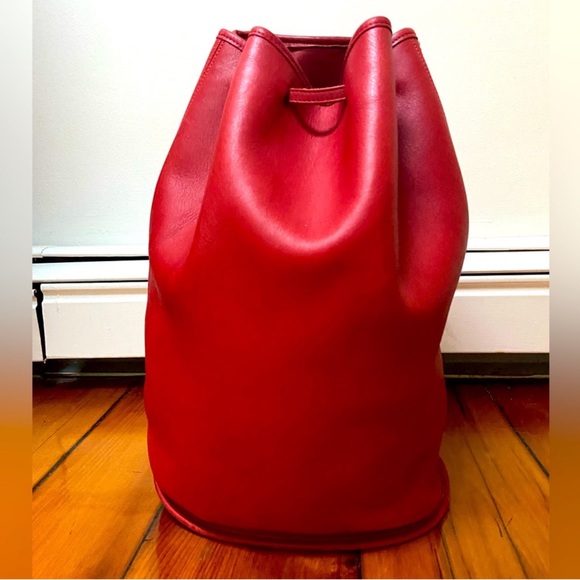 Coach 90’s  Vintage Red Bixby Sling Coach | Bags | Rare 9s Vintage Coach Red Large Bixby Sling  main image 2